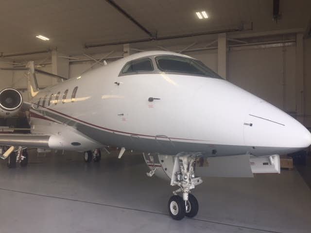 private jet charter broker